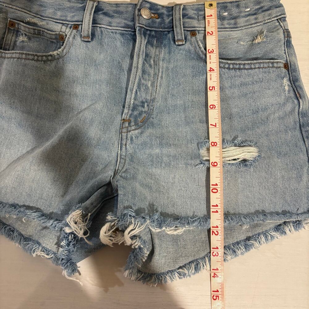 Madewell Distressed Relaxed Cutoff Denim Jean Shorts Size 27 90s slouchy fit - Picture 6 of 7
